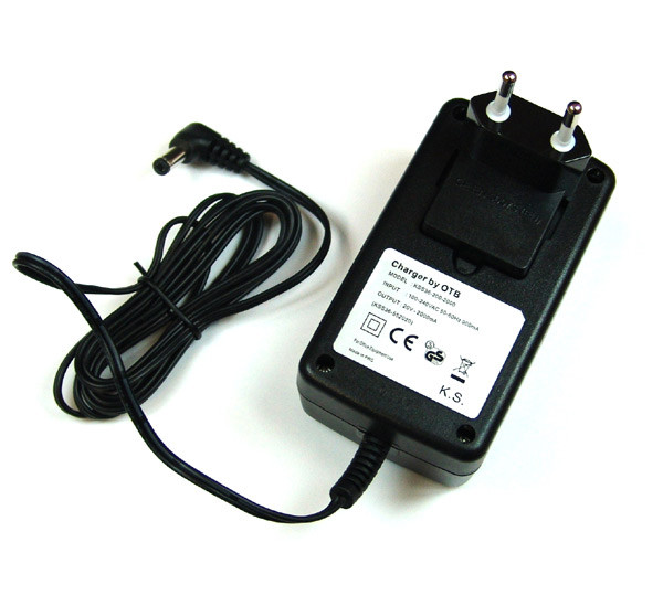 Reise-Ladegerät (110-240V) kompatibel zu MSI wind U100